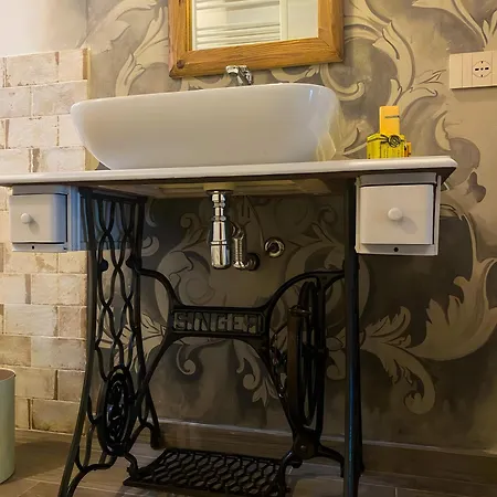 Le Zucche Vuote Bed & Breakfast